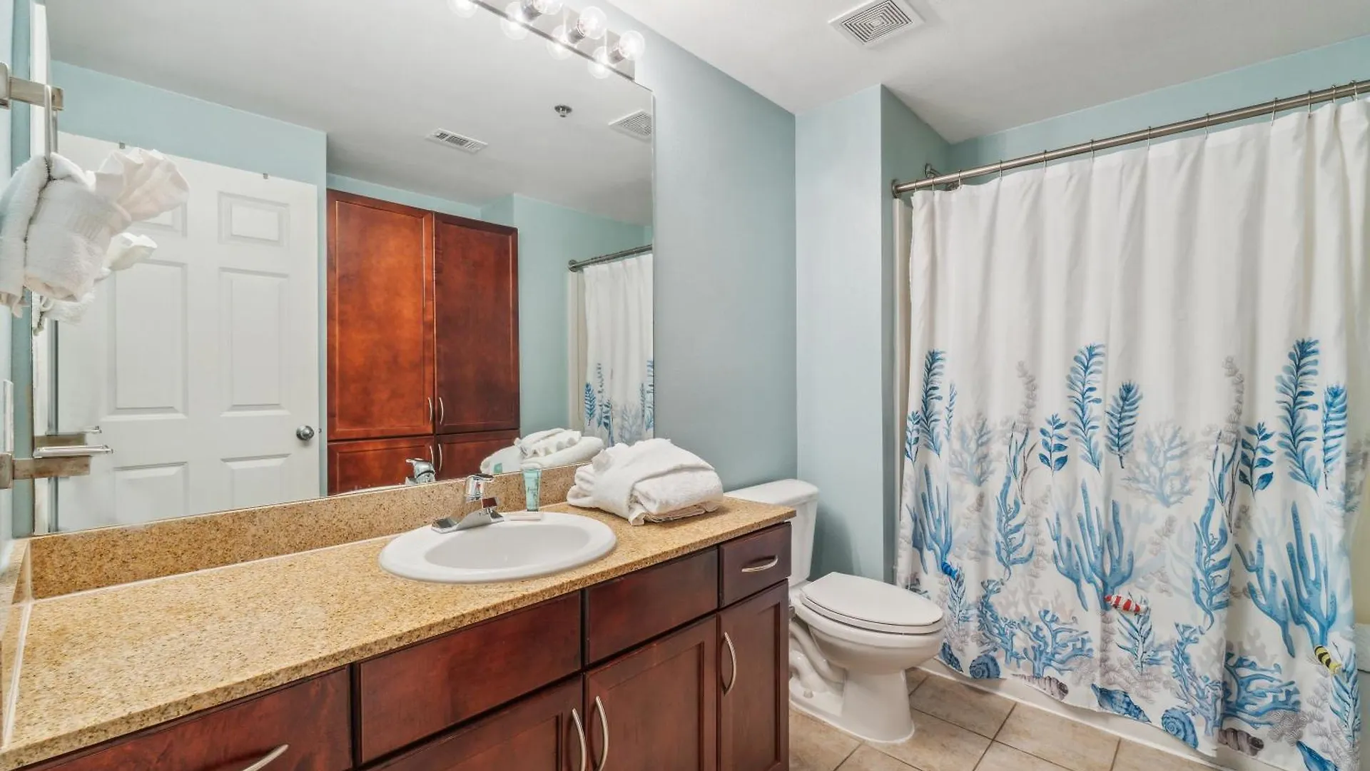 Low Floor 3Bd Plus Bunks Condo! Family Resort! 5 Pools! Free Beach Chair Service! Panama City Beach Apartmán